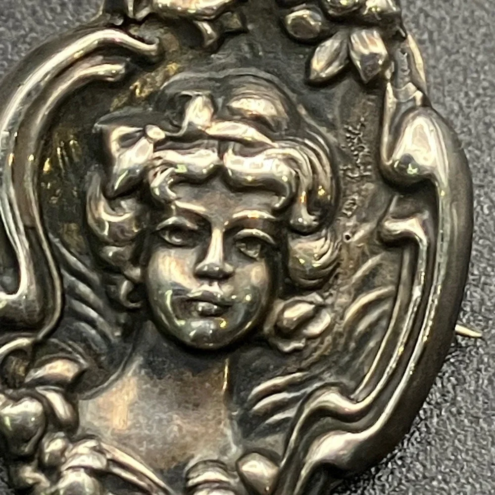 Vintage Art Nouveau Pin Sterling Silver Front Lady Portrait Floral Small Antique